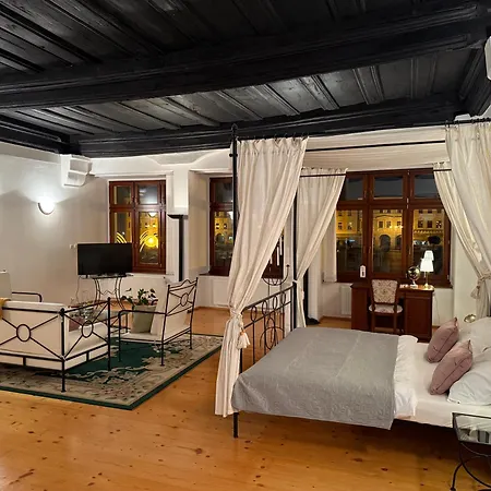 Apartment 33 *